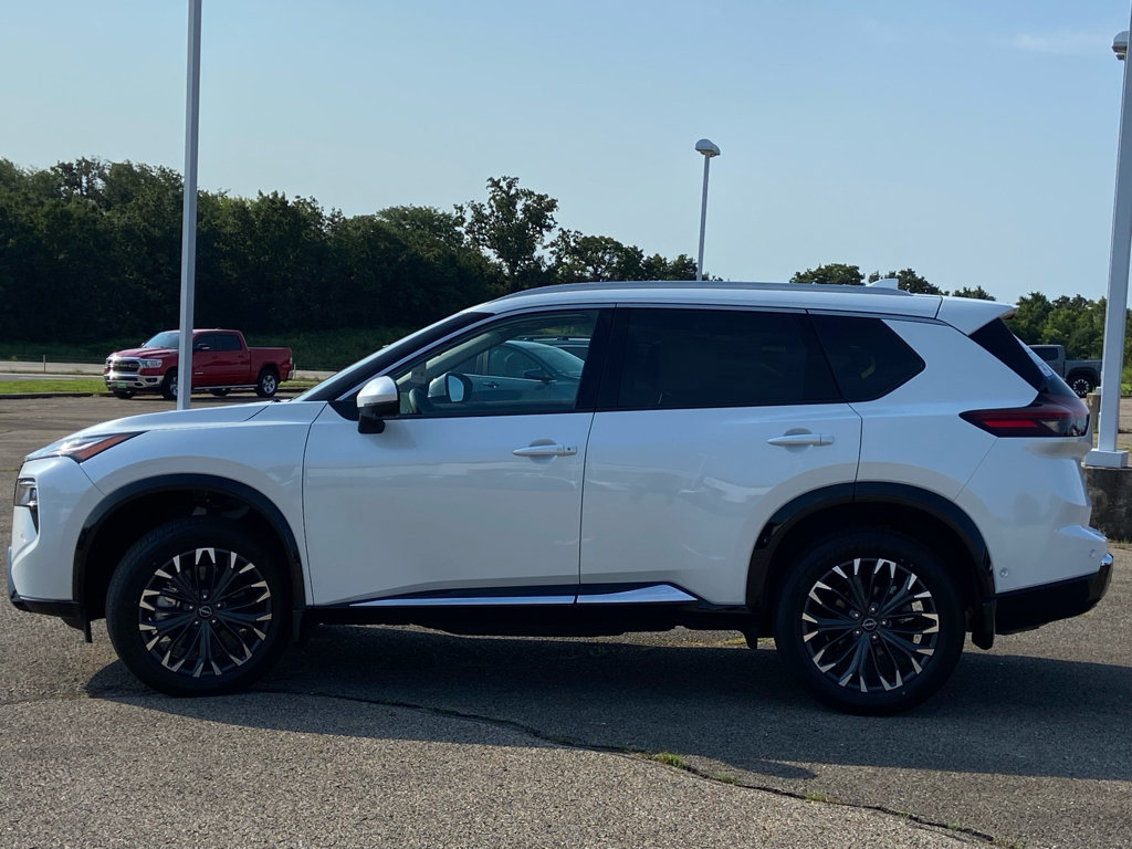 New 2026 Nissan Rogue Platinum w/ Tech Package AWD/4WD image 6