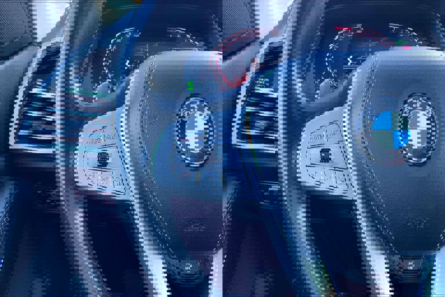 Used 2019 BMW X7 xDrive40i w/ Cold Weather Package image 23