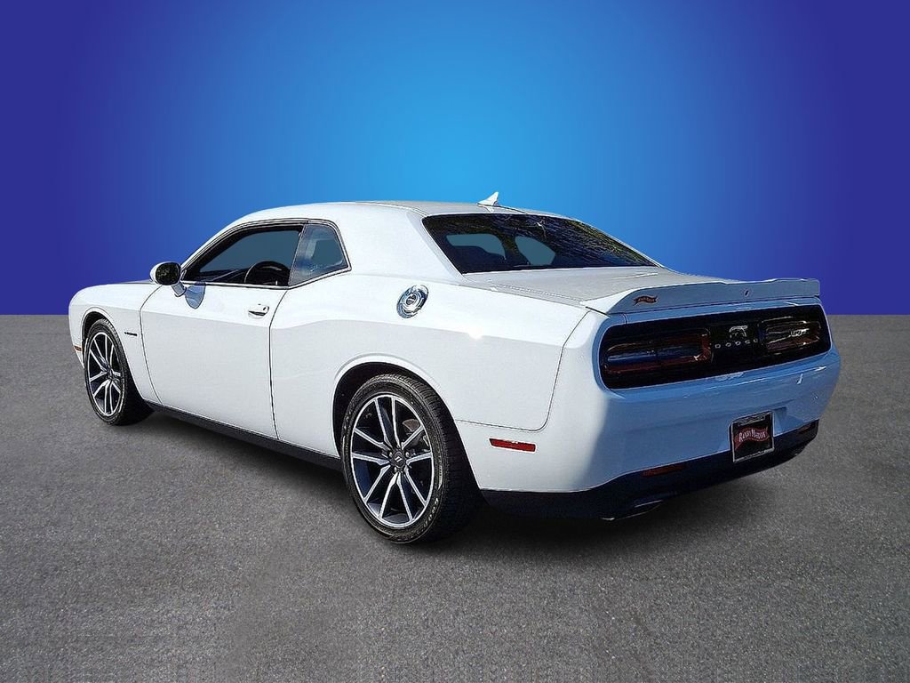 Used 2022 Dodge Challenger R/T w/ Plus Package image 6