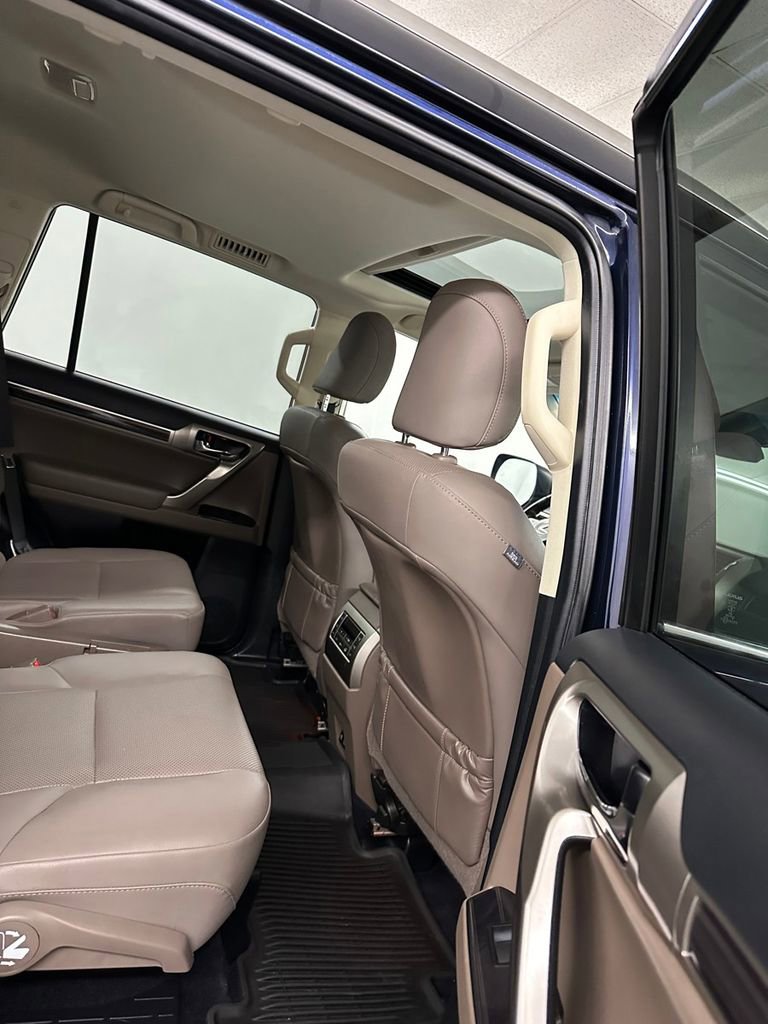 Used 2021 Lexus GX 460 Premium image 40