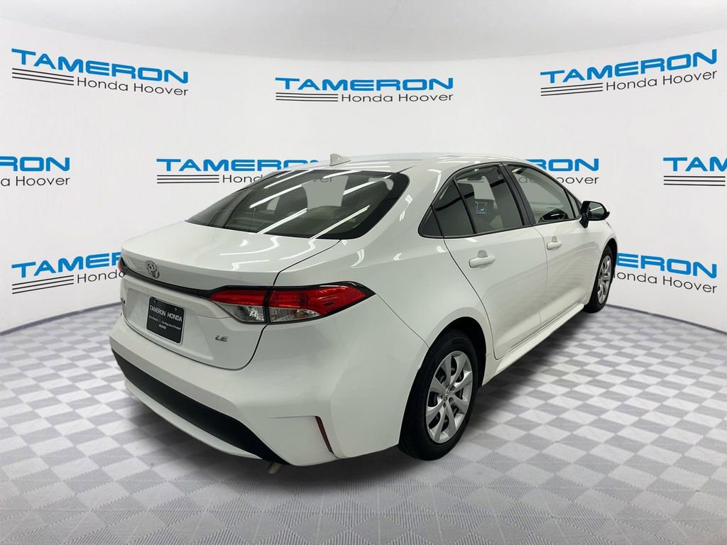 Used 2022 Toyota Corolla LE FWD image 5