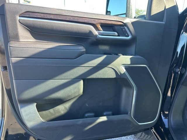 Certified 2025 GMC Sierra 2500 SLE w/ Preferred Package image 11