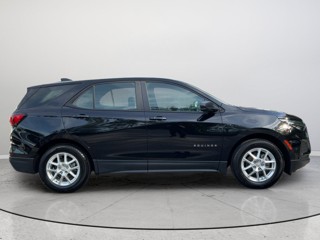 Certified 2024 Chevrolet Equinox LS w/ Driver Confidence II Package FWD image 6