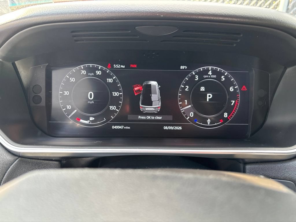 Used 2018 Land Rover Range Rover Sport SE AWD/4WD image 9