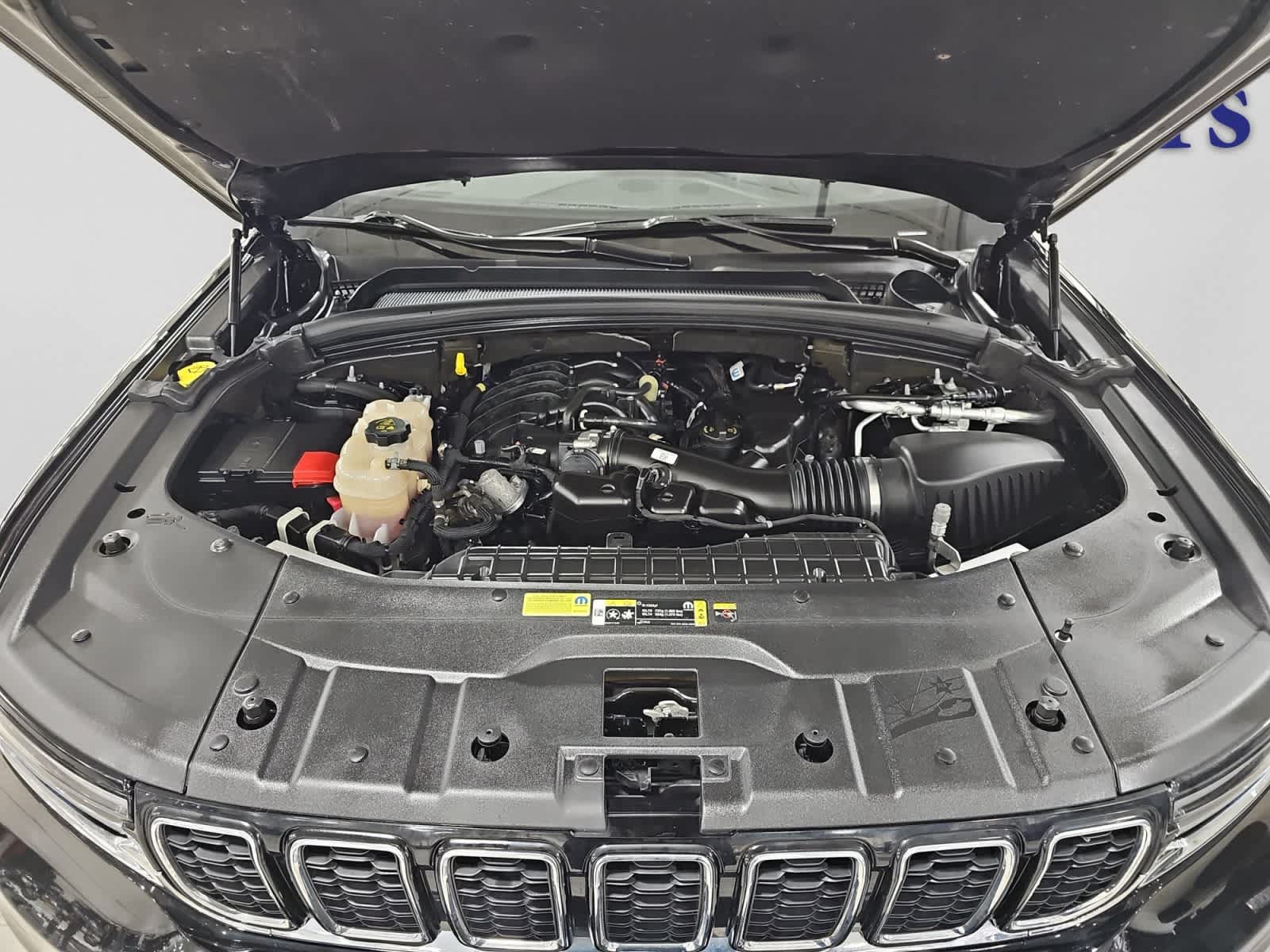 Used 2021 Jeep Grand Cherokee L Limited AWD/4WD image 7