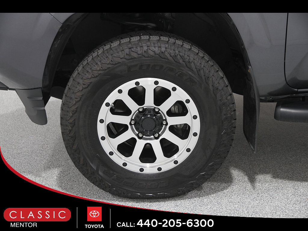 Certified 2021 Toyota Tacoma SR AWD/4WD image 19