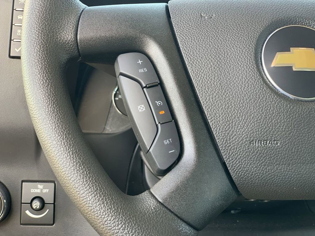 New 2026 Chevrolet Express 2500 w/ Driver Convenience Package image 19
