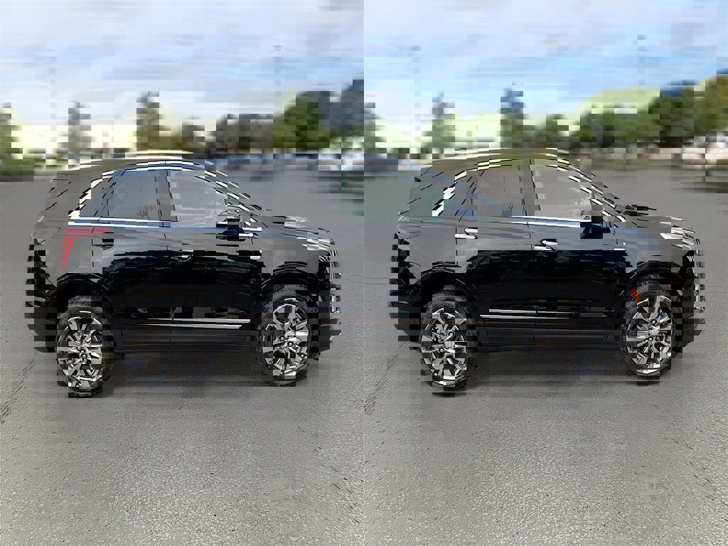 New 2025 Cadillac XT5 Premium Luxury image 8