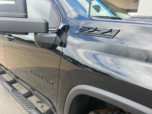 Used 2025 Chevrolet Silverado 2500 LT w/ Trail Boss Package AWD/4WD image 3