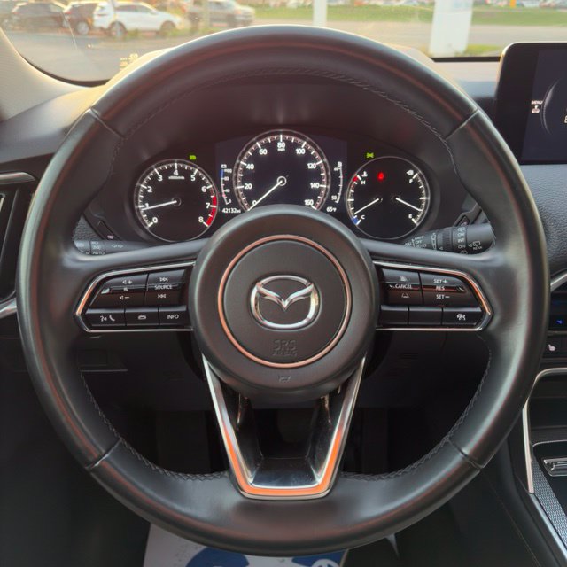 Used 2025 MAZDA CX-70 3.3 Turbo w/ Preferred Package AWD/4WD image 19