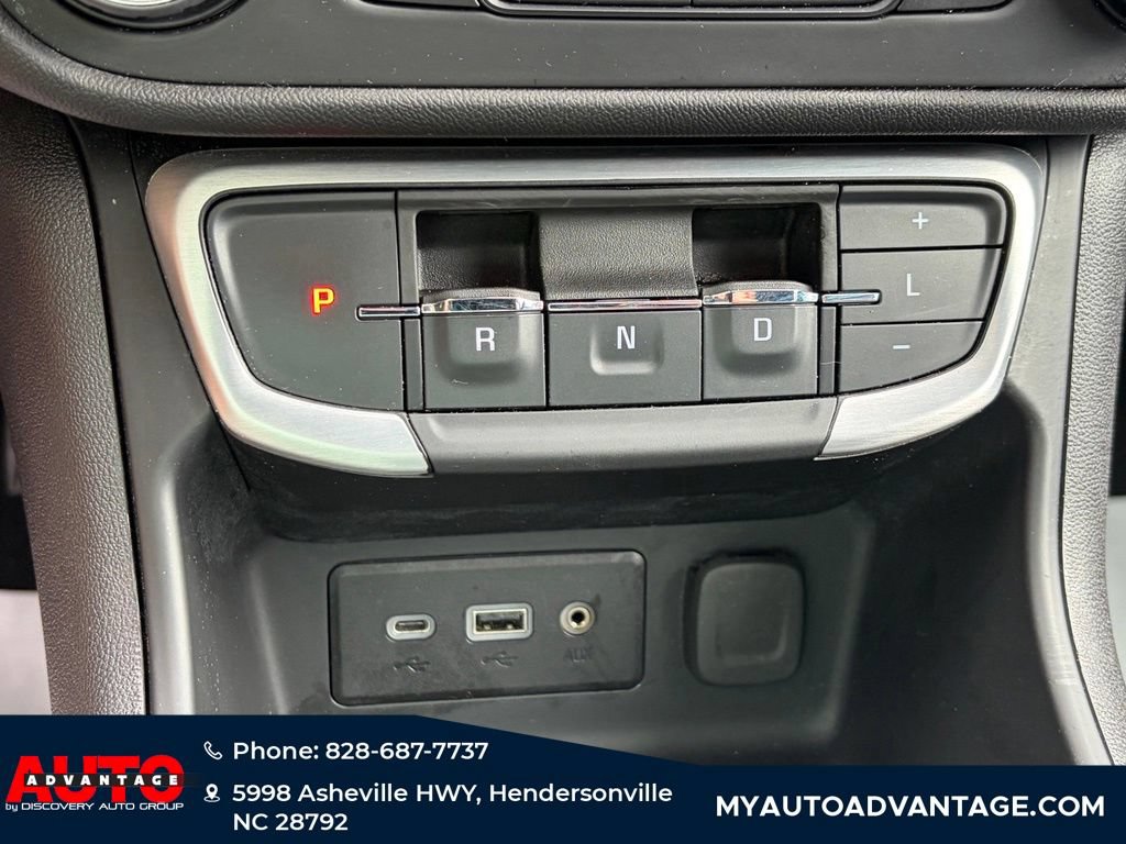 Used 2024 GMC Terrain SLE AWD/4WD image 16