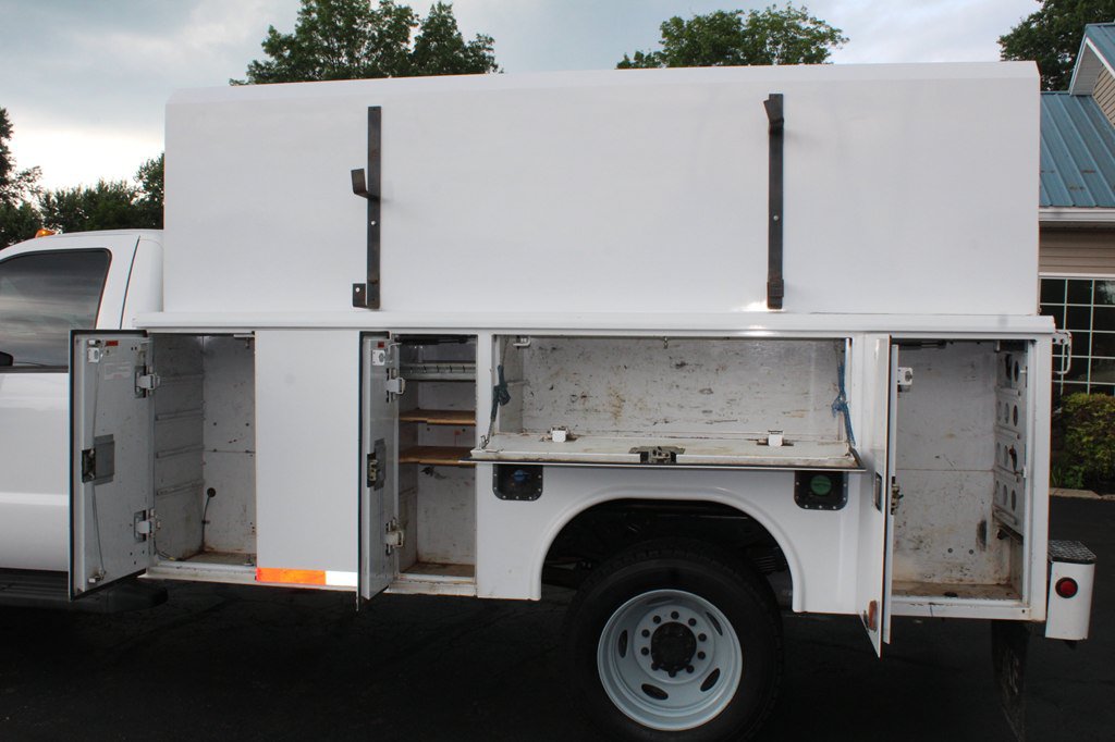 Used 2014 Ford F550 4x4 Regular Cab Super Duty image 34