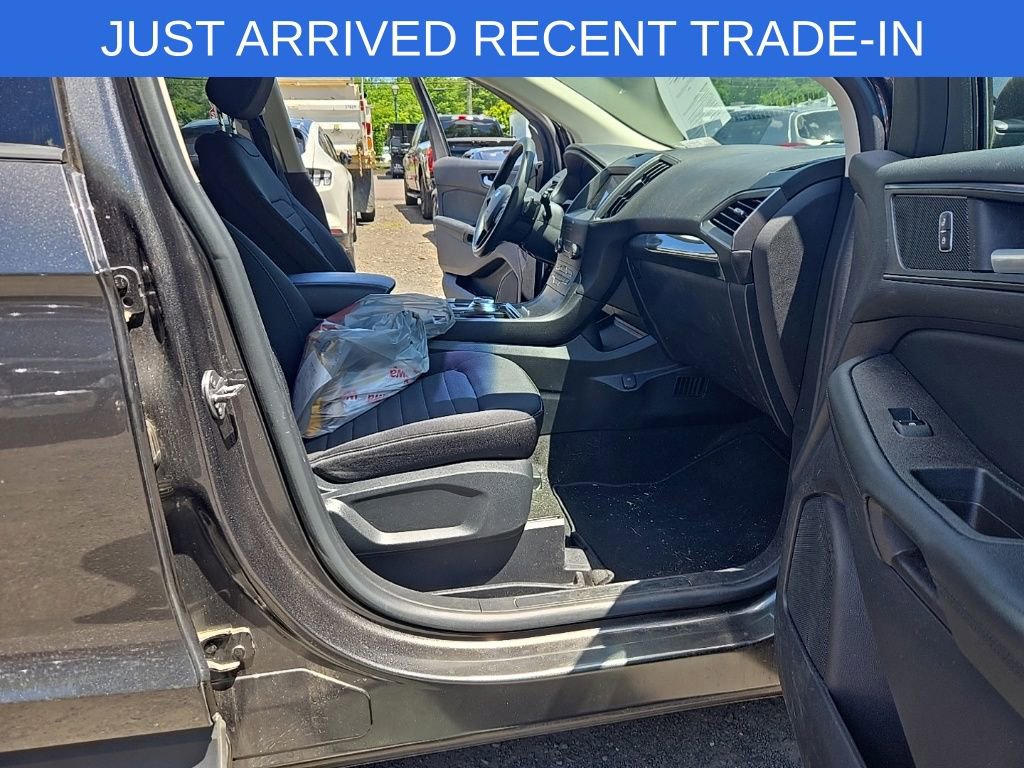Used 2020 Ford Edge SE AWD/4WD image 24