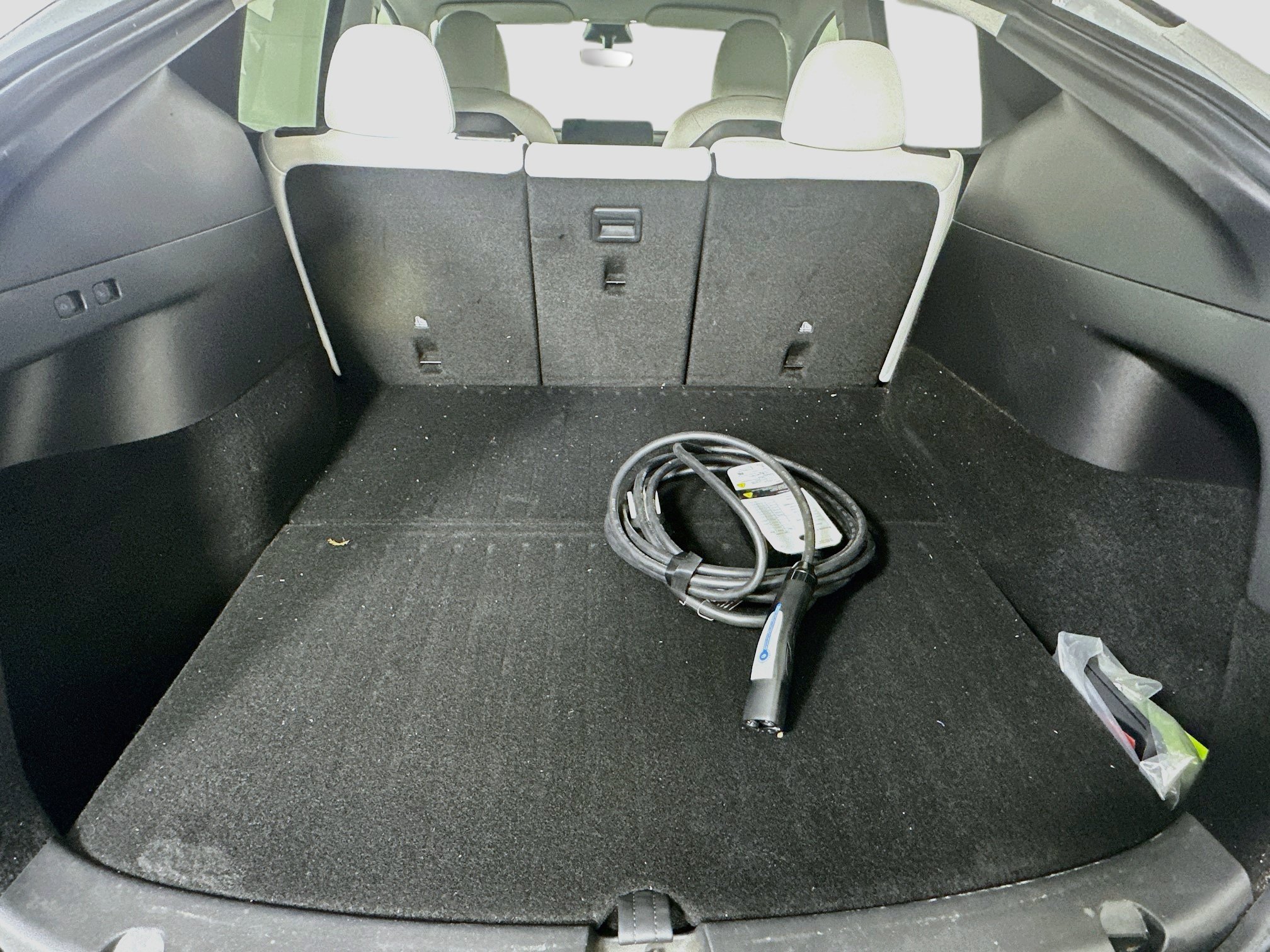Used 2021 Tesla Model Y Long Range AWD/4WD image 26