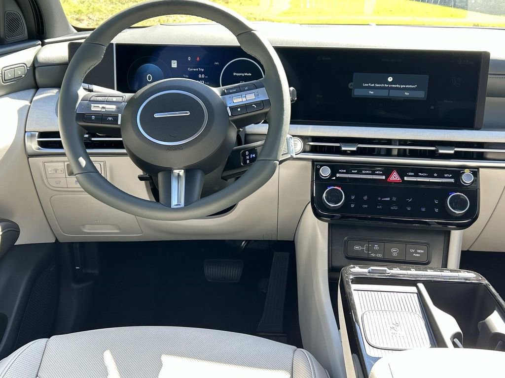 New 2026 Hyundai Tucson Limited image 24