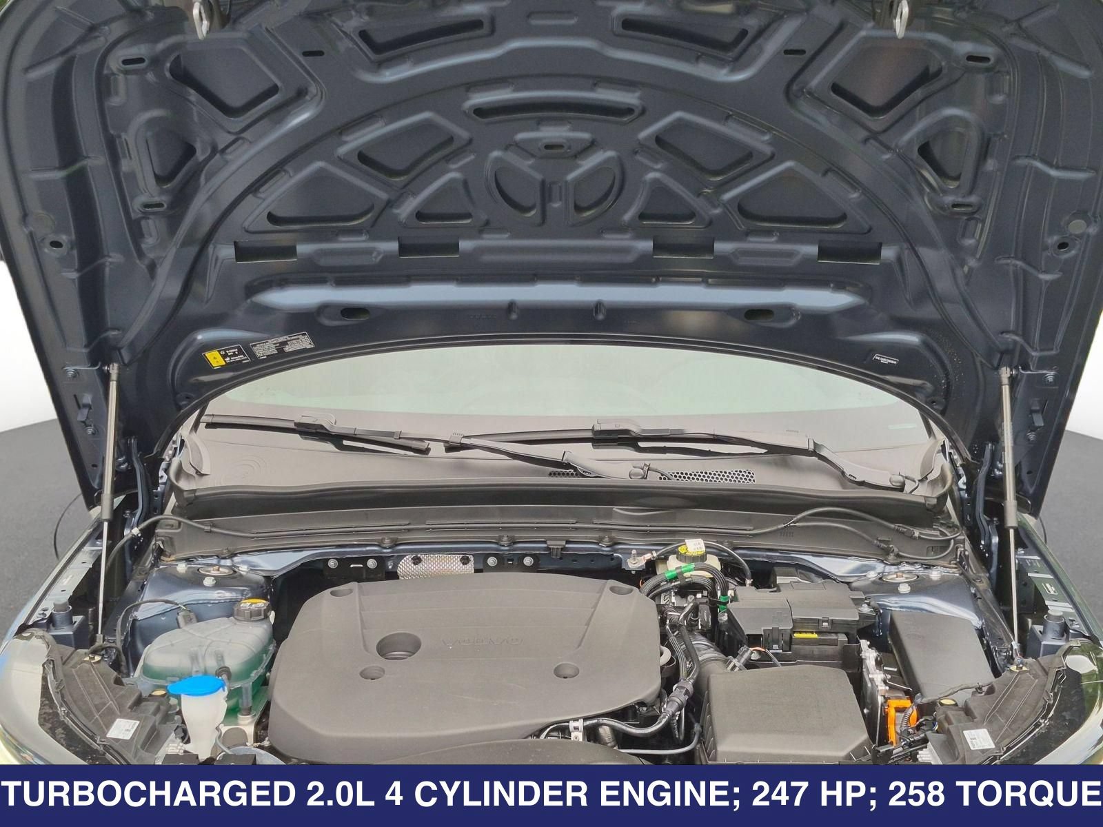 New 2026 Volvo XC40 B5 Ultra w/ Protection Package Premier AWD/4WD image 28