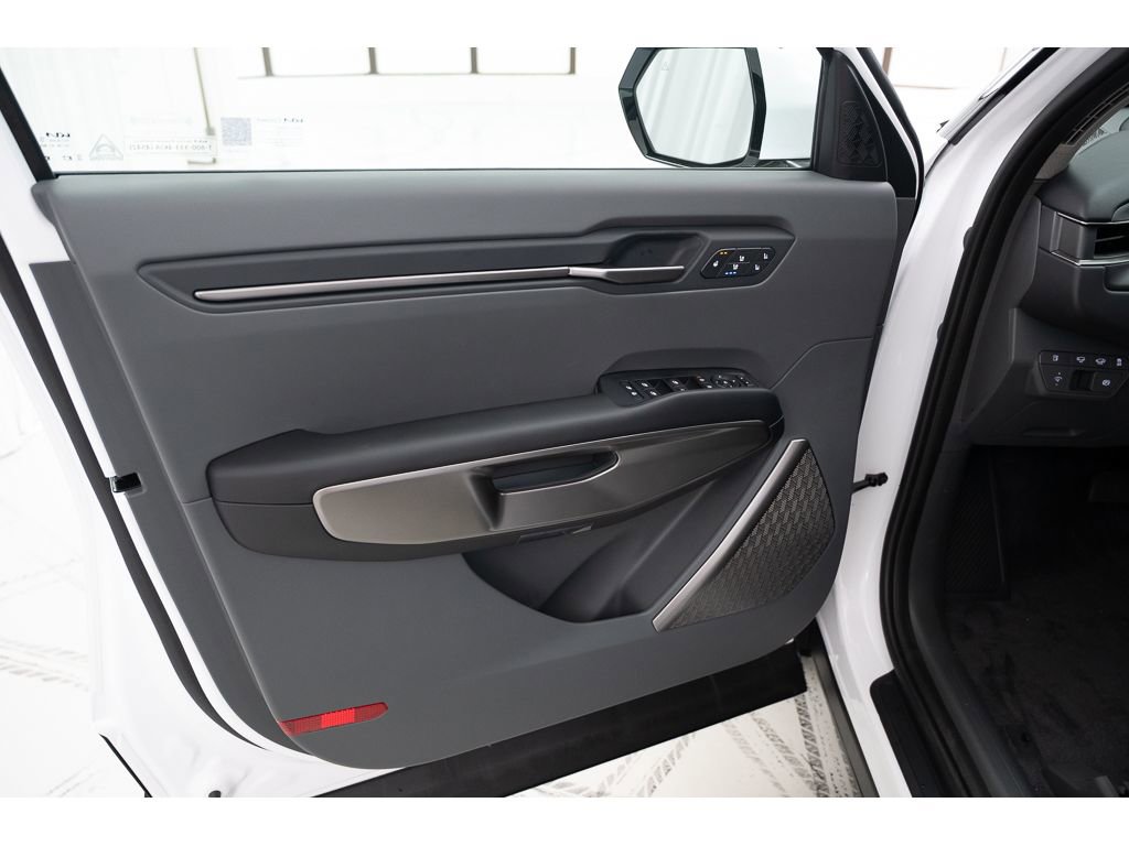 New 2026 Kia EV9 Wind image 16