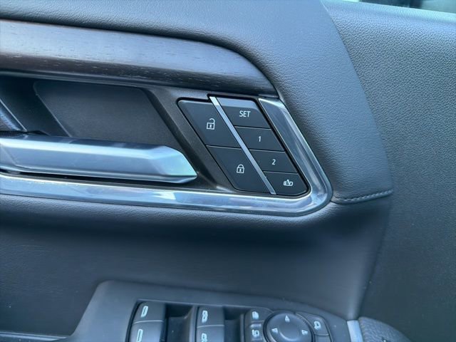 Used 2024 GMC Sierra 2500 Denali w/ Denali Reserve Package image 25