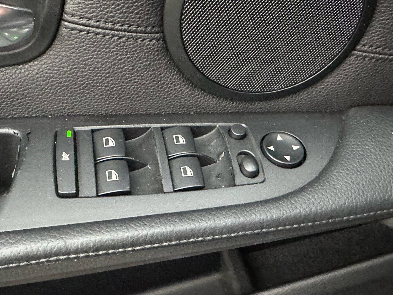 Used 2010 BMW 535i xDrive Sedan image 18