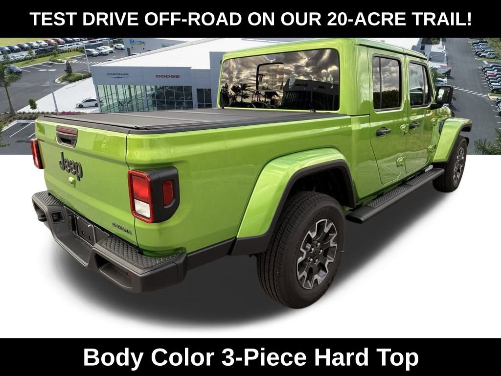 New 2026 Jeep Gladiator Sahara image 4