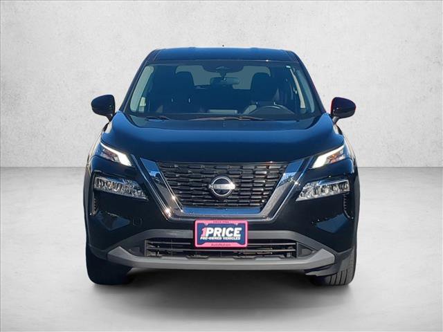 Used 2023 Nissan Rogue SV FWD image 2