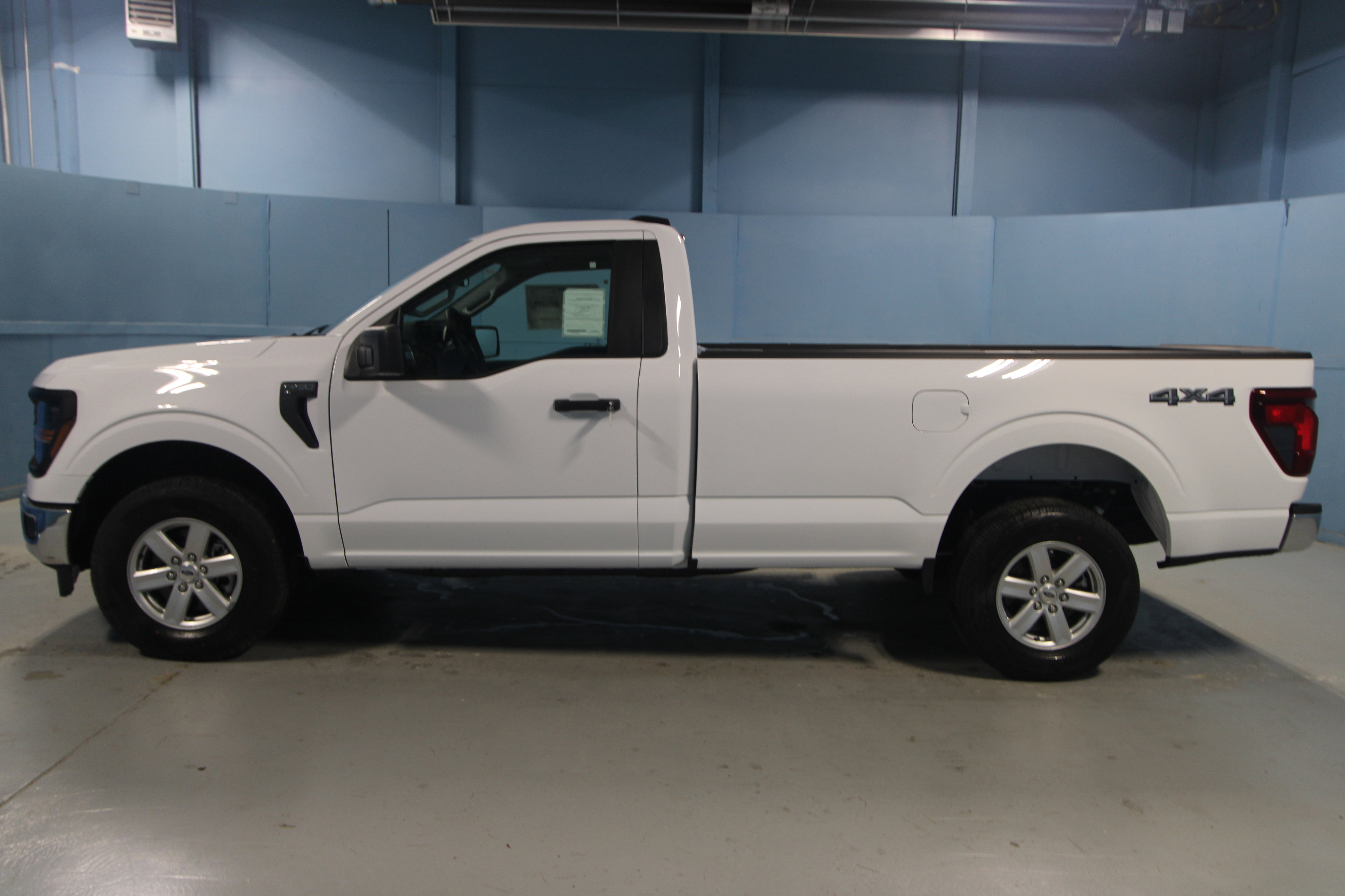 New 2025 Ford F150 XL w/ Equipment Group 103A High image 22