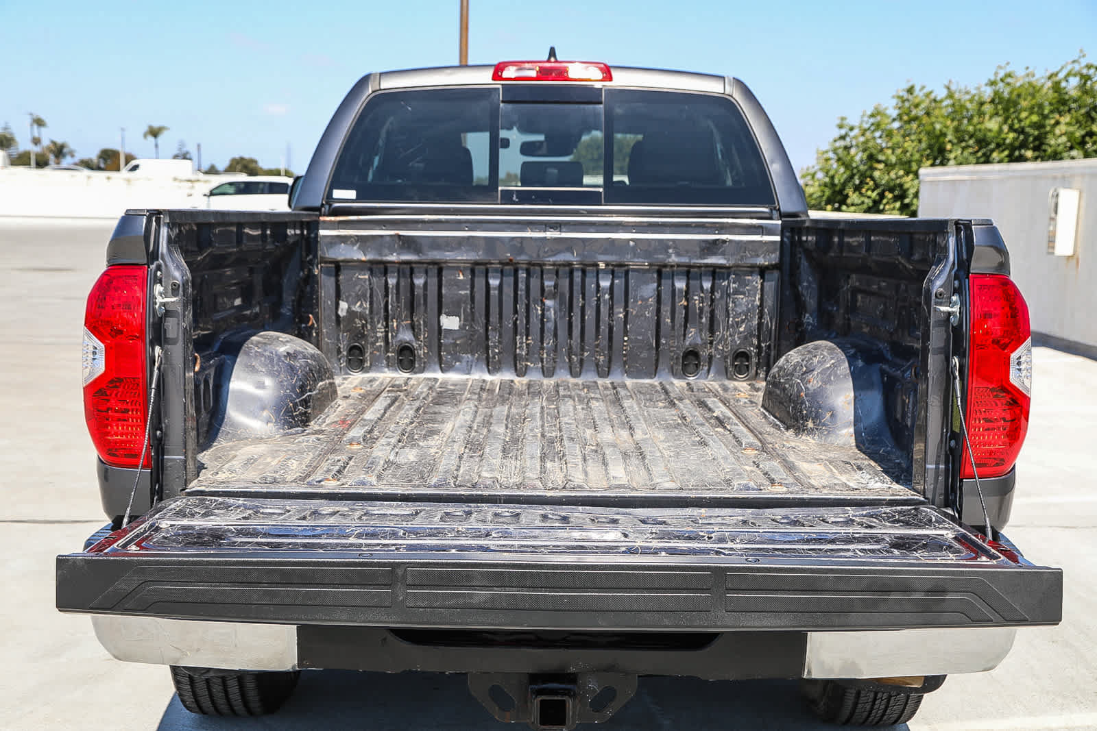 Used 2021 Toyota Tundra SR5 w/ SR5 Upgrade Package RWD image 25