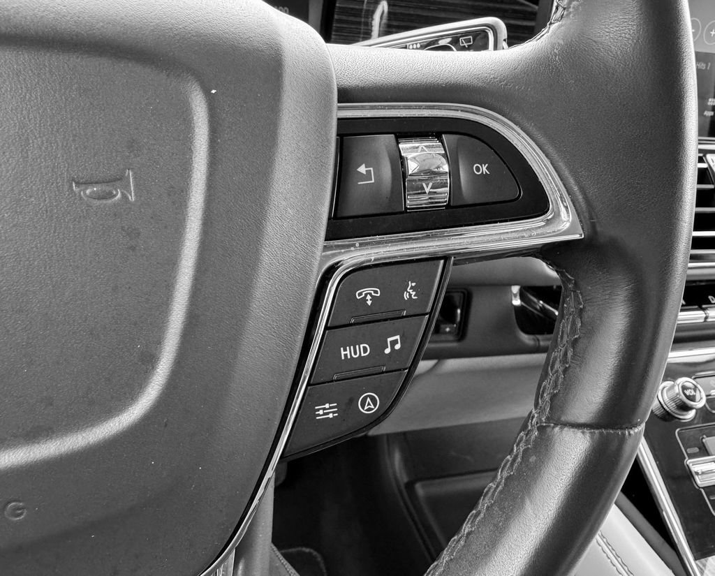 Used 2022 Lincoln Navigator Black Label AWD/4WD image 22