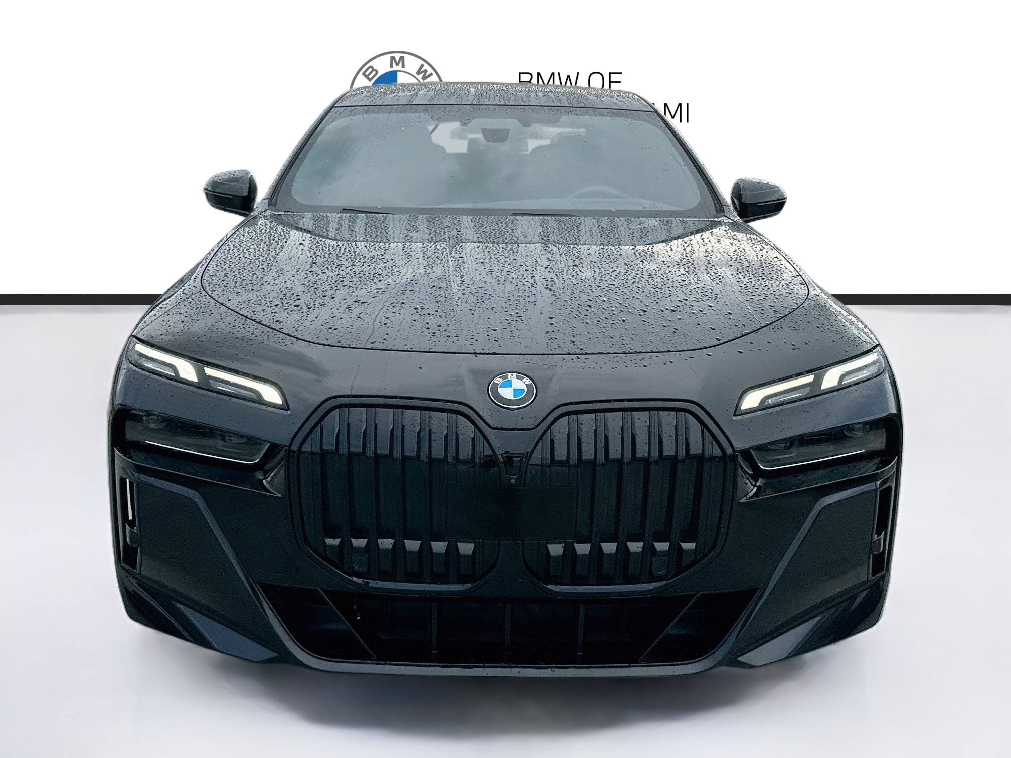Certified 2024 BMW 740i RWD image 2