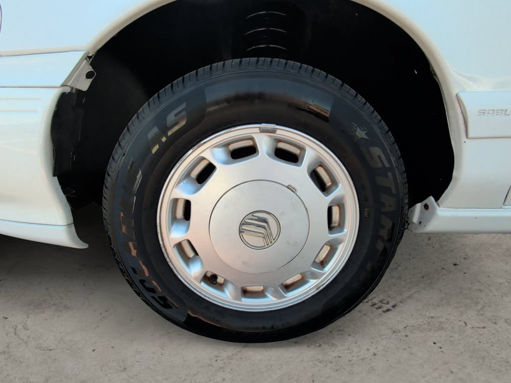 Used 1993 Mercury Sable GS FWD image 9