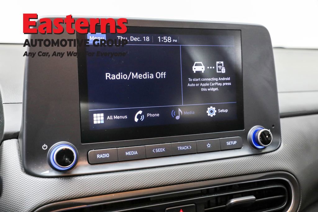 Used 2022 Hyundai Kona SE w/ Winter Weather Package image 35