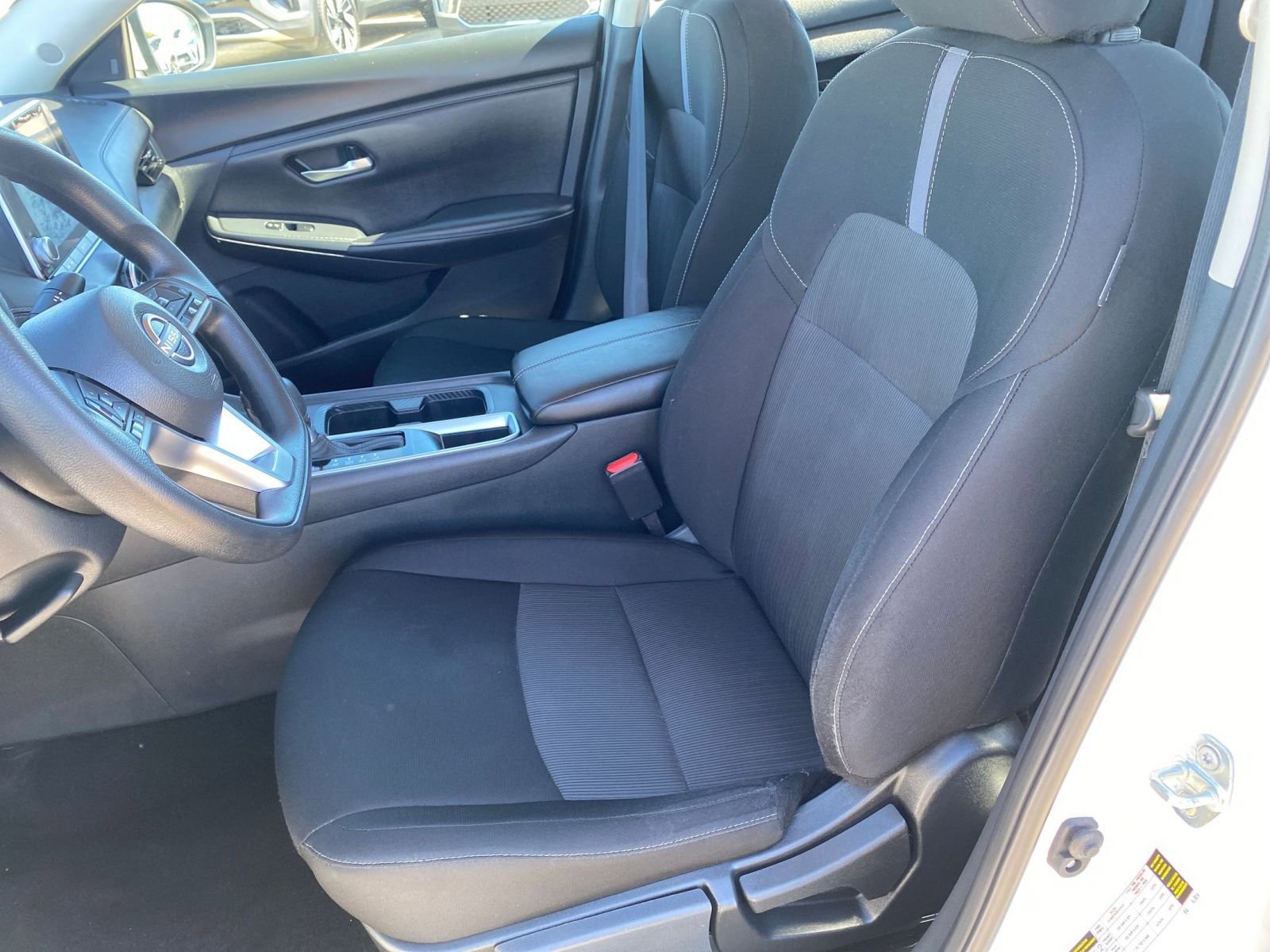 Used 2025 Nissan Sentra SV image 27