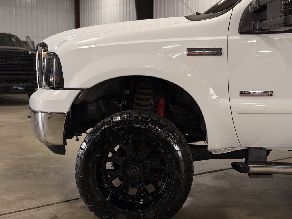 Used 2007 Ford F350 Lariat AWD/4WD image 5