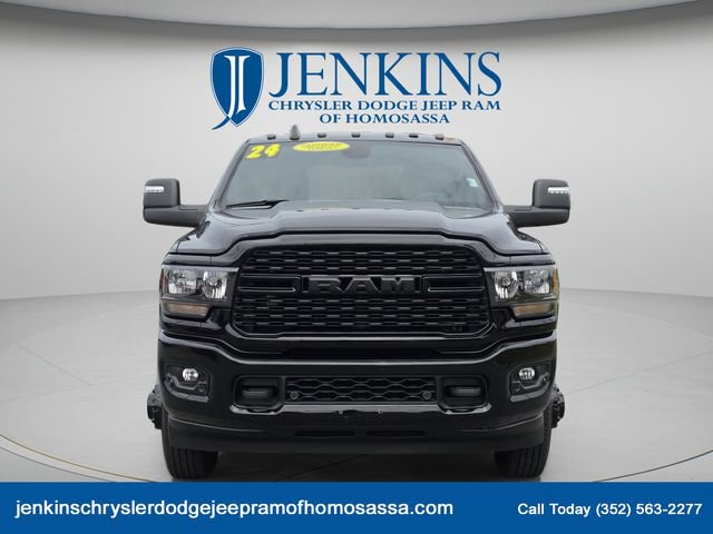 Certified 2024 RAM 3500 Big Horn w/ Night Edition AWD/4WD image 11