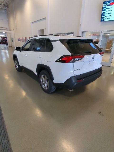 Used 2024 Toyota RAV4 XLE image 10