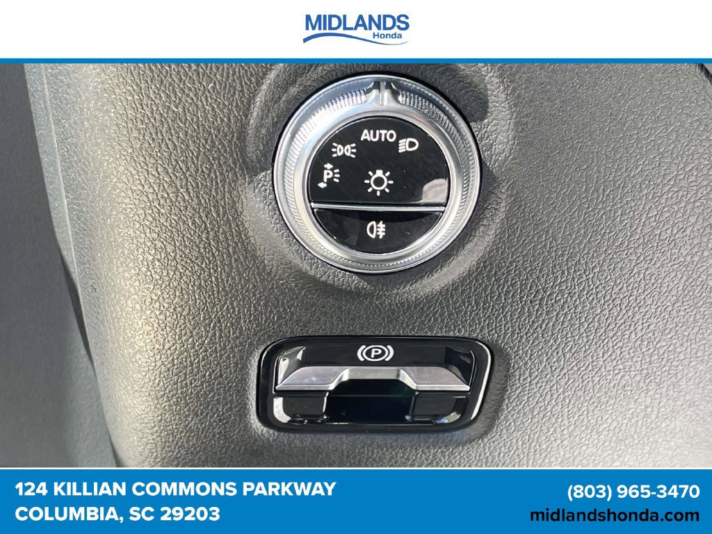 Used 2024 Mercedes-Benz C 300 4MATIC Sedan image 21