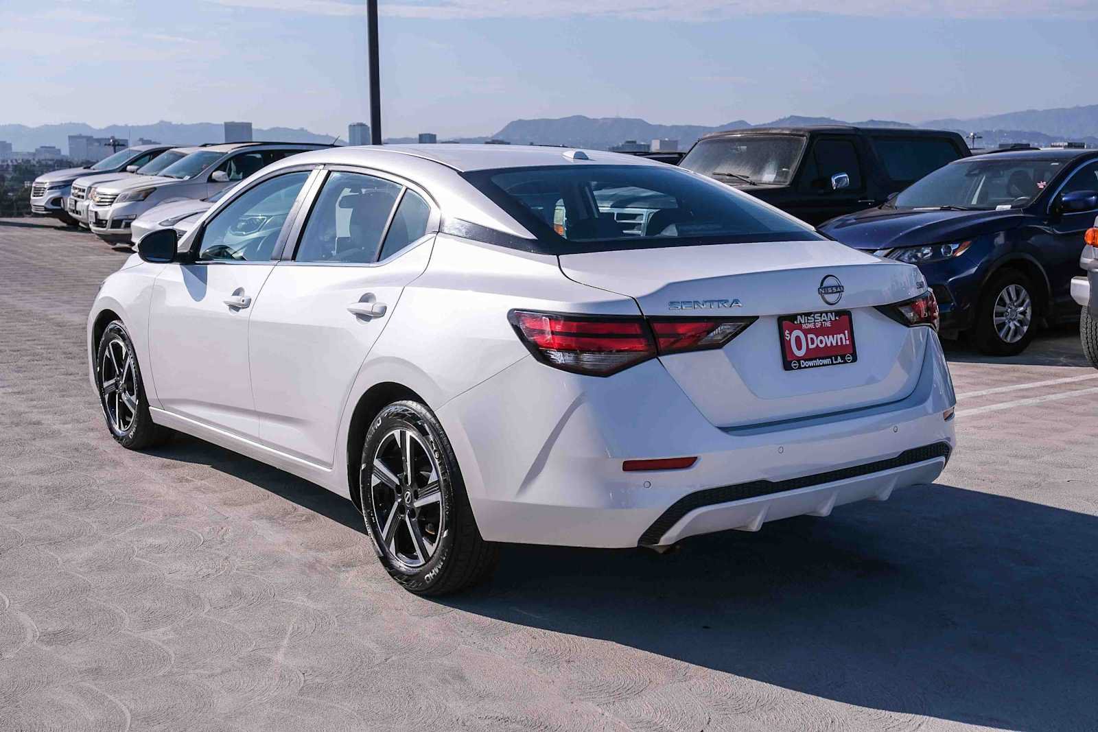 Used 2024 Nissan Sentra SV FWD image 5