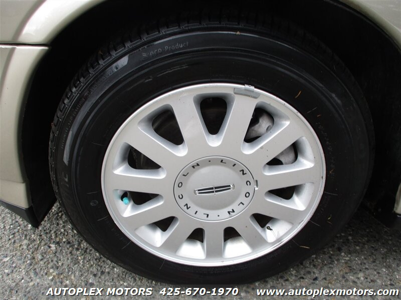 Used 2004 Lincoln LS RWD image 4