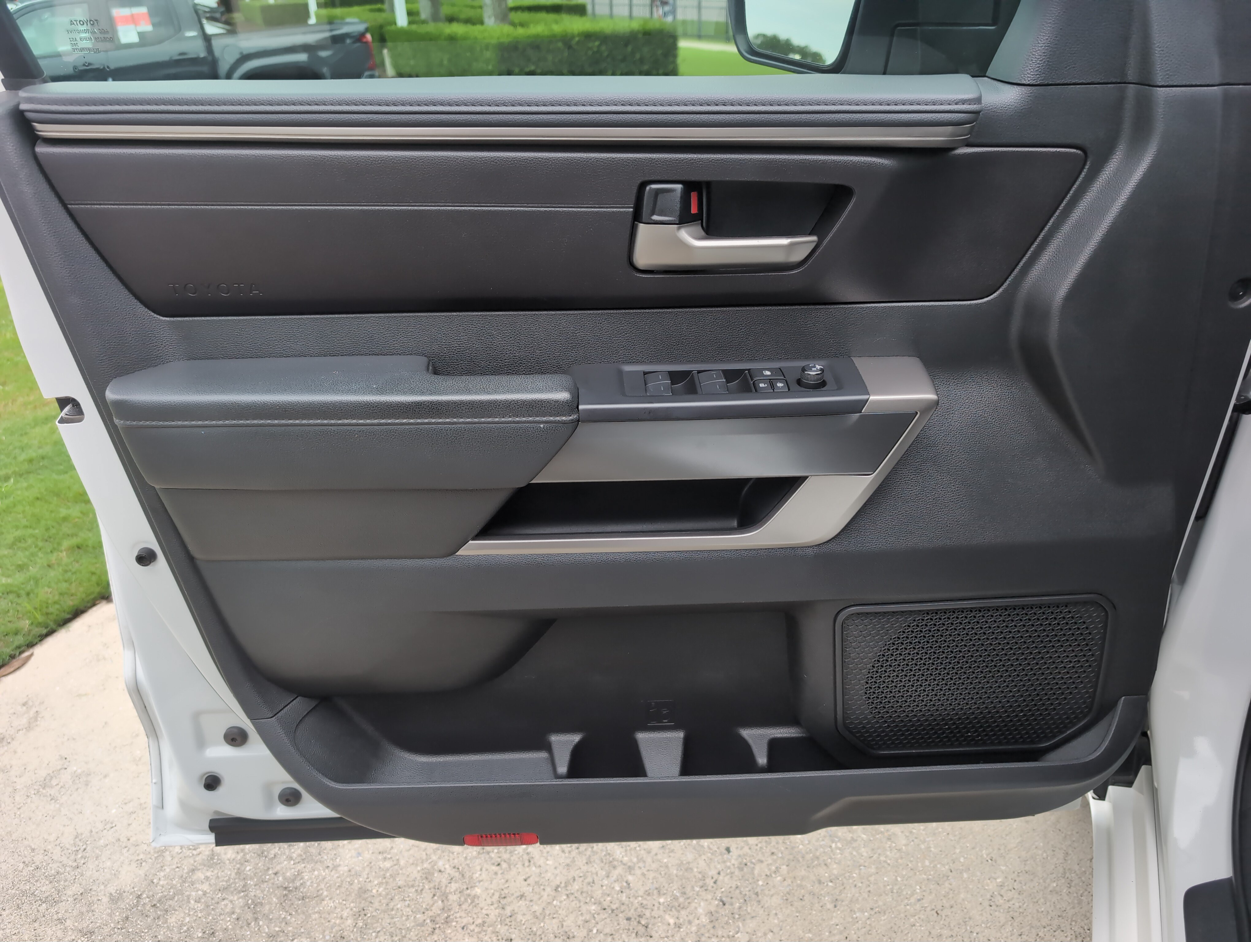 Used 2024 Toyota Tundra SR5 RWD image 14