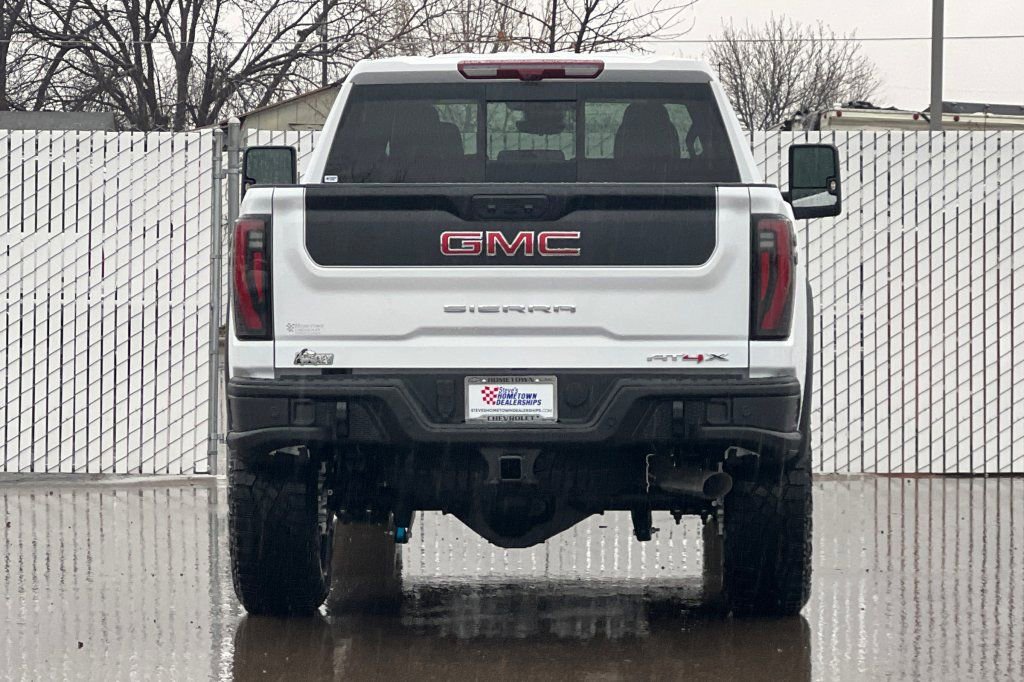 New 2026 GMC Sierra 2500 AT4X w/ AT4X AEV Edition image 5