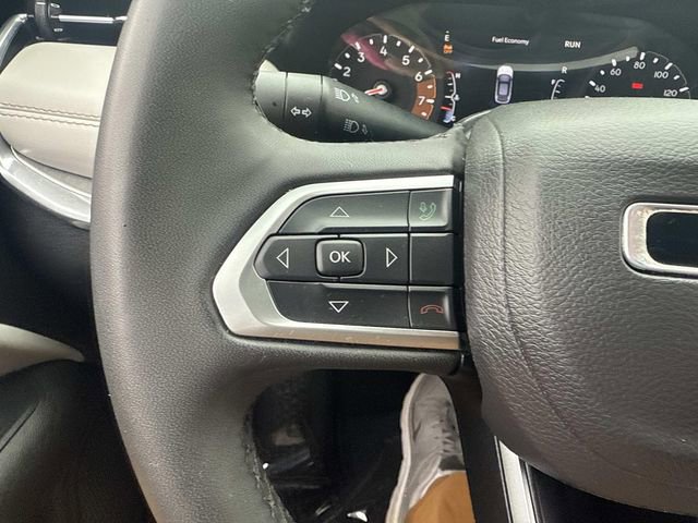 Used 2024 Jeep Compass Limited image 32