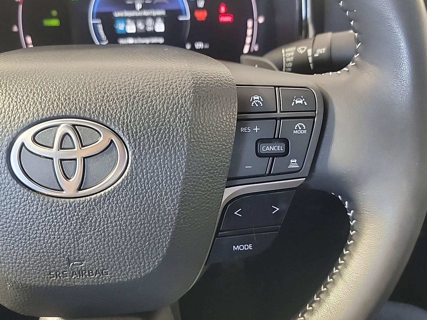 Used 2025 Toyota Camry SE FWD image 23