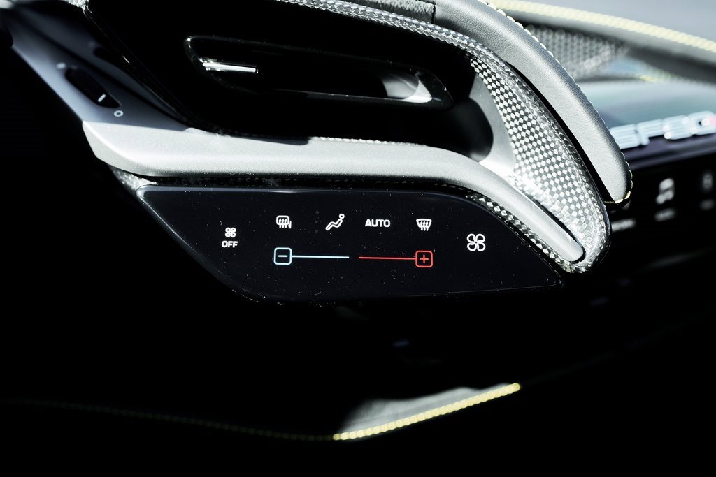 Used 2023 Ferrari SF90 Stradale image 60