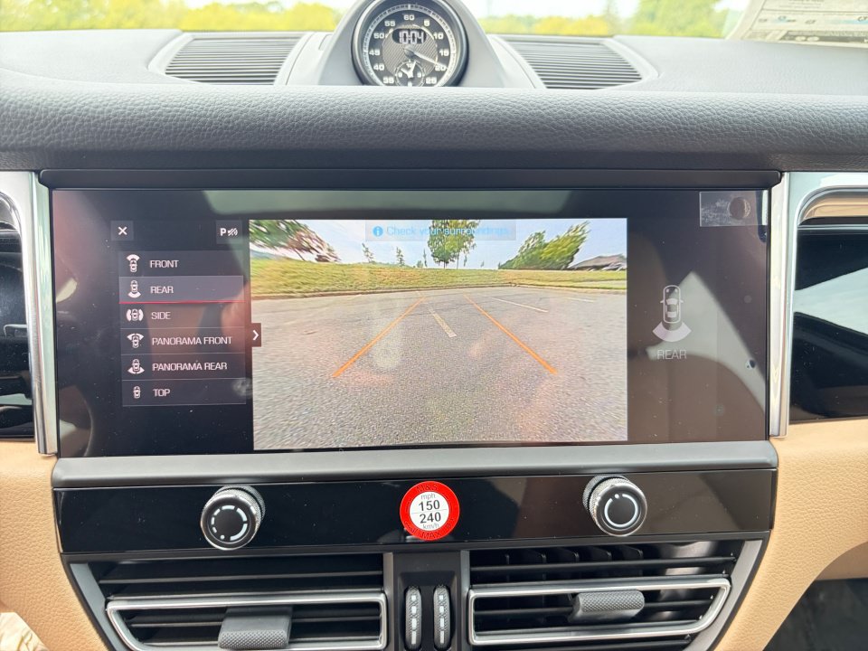 New 2026 Porsche Macan AWD/4WD image 23