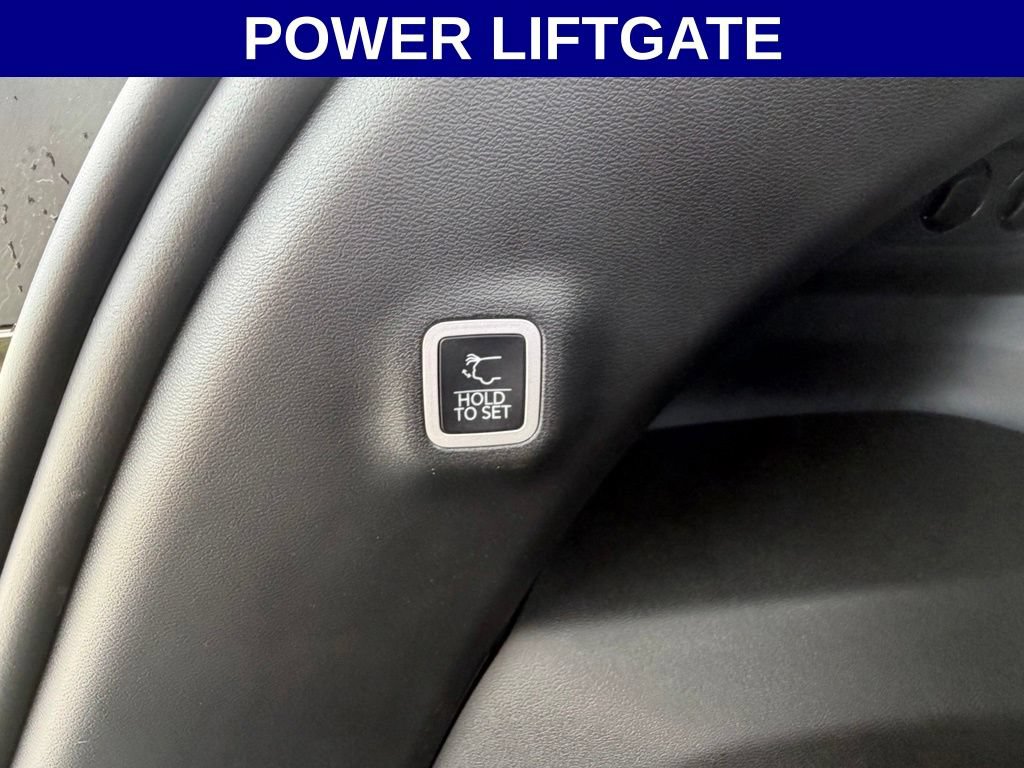 Used 2025 Jeep Wagoneer S Launch Edition AWD/4WD image 16
