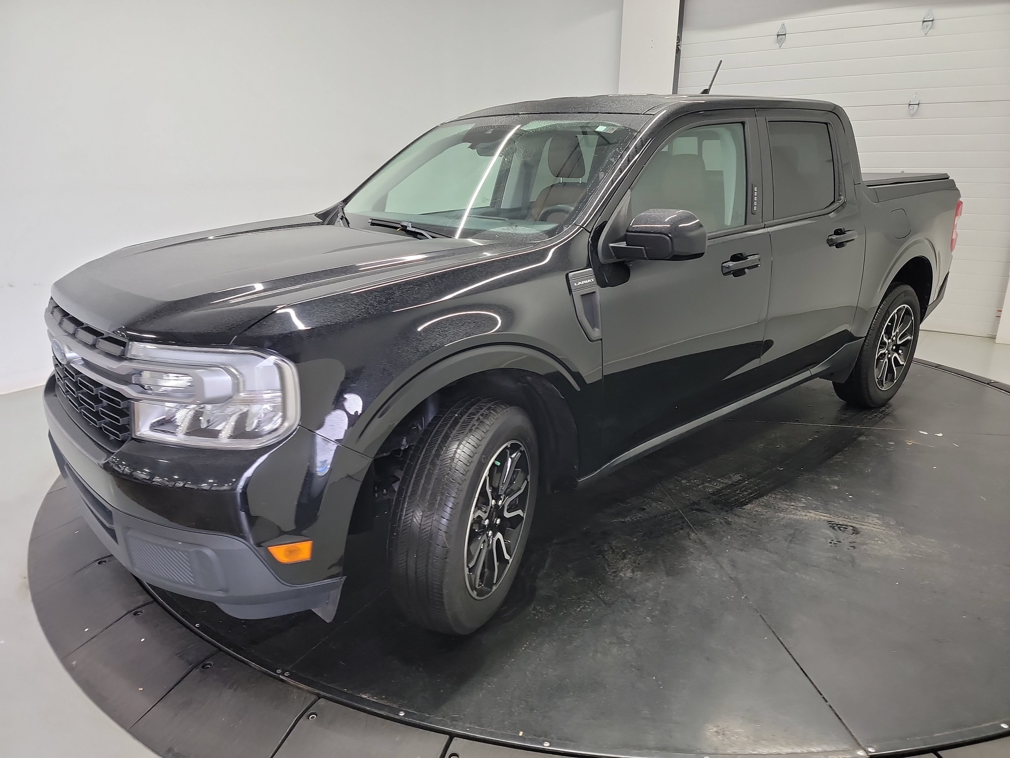 Used 2022 Ford Maverick Lariat w/ Equipment Group 500A Standard AWD/4WD image 3