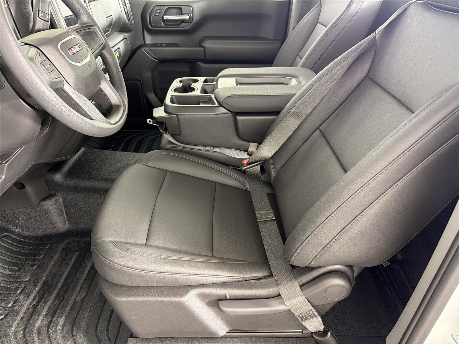 New 2026 GMC Sierra 1500 Pro RWD image 7