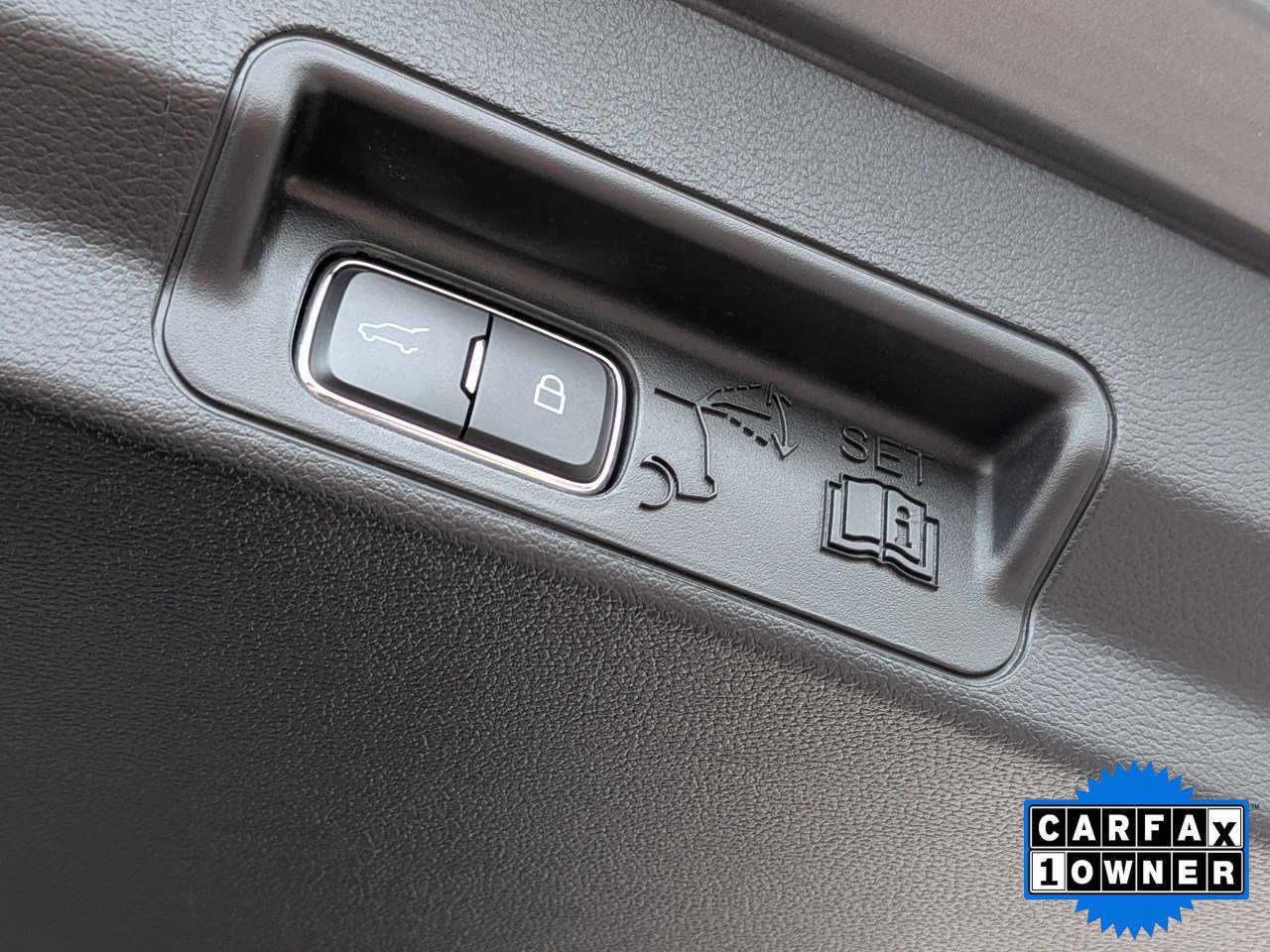 Certified 2025 Ford Explorer ST AWD/4WD image 17