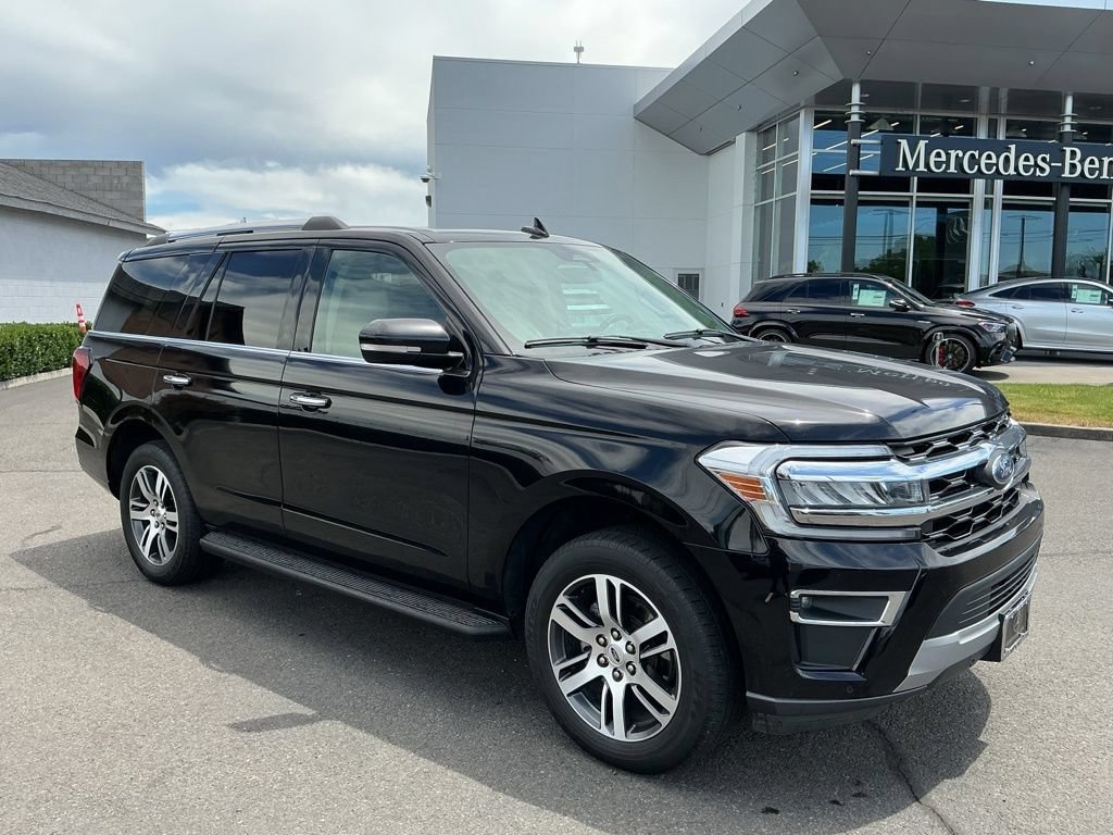 Used 2024 Ford Expedition Limited AWD/4WD image 8