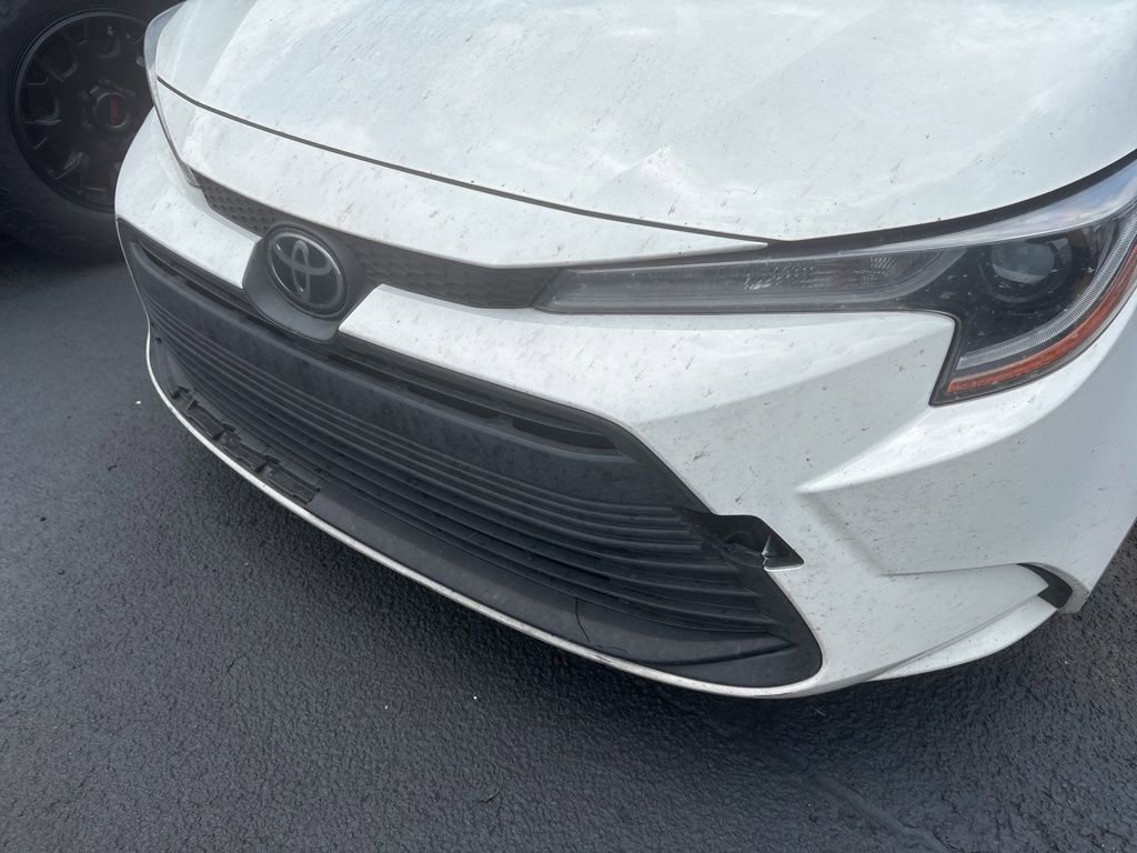 Used 2023 Toyota Corolla LE FWD image 9